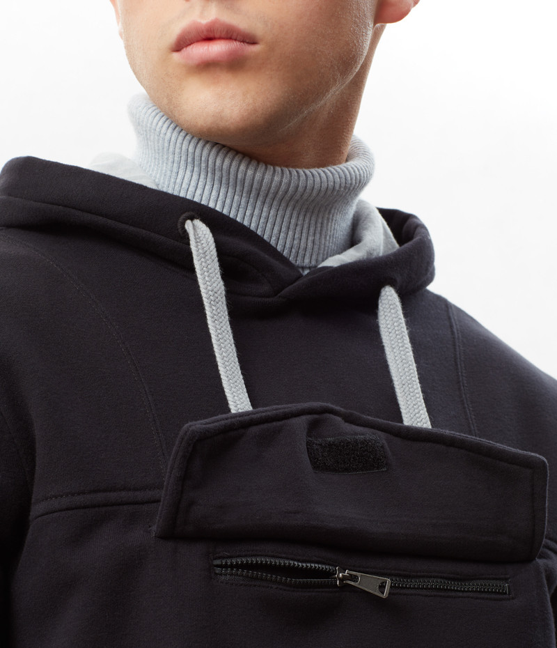 BURGEE 2 BLACK