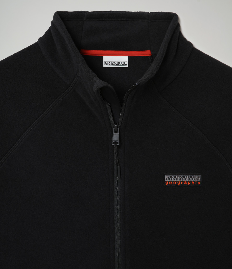 TEAR BLACK 041