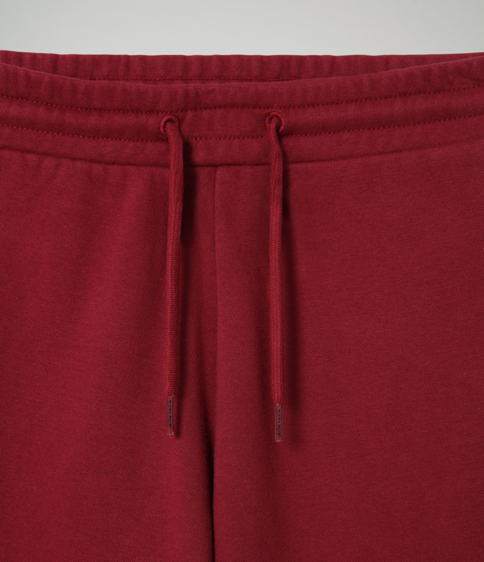 MEBEL W VINT AMARANTH 