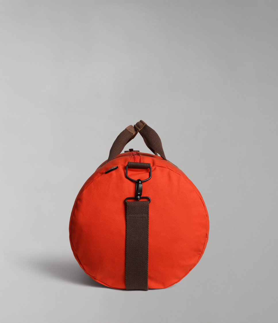BERING 3 RED CHERRY R05