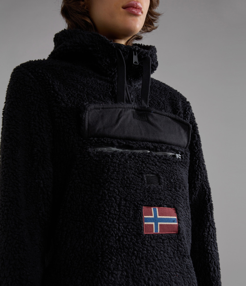 T-BURGEE HZH BLACK 041