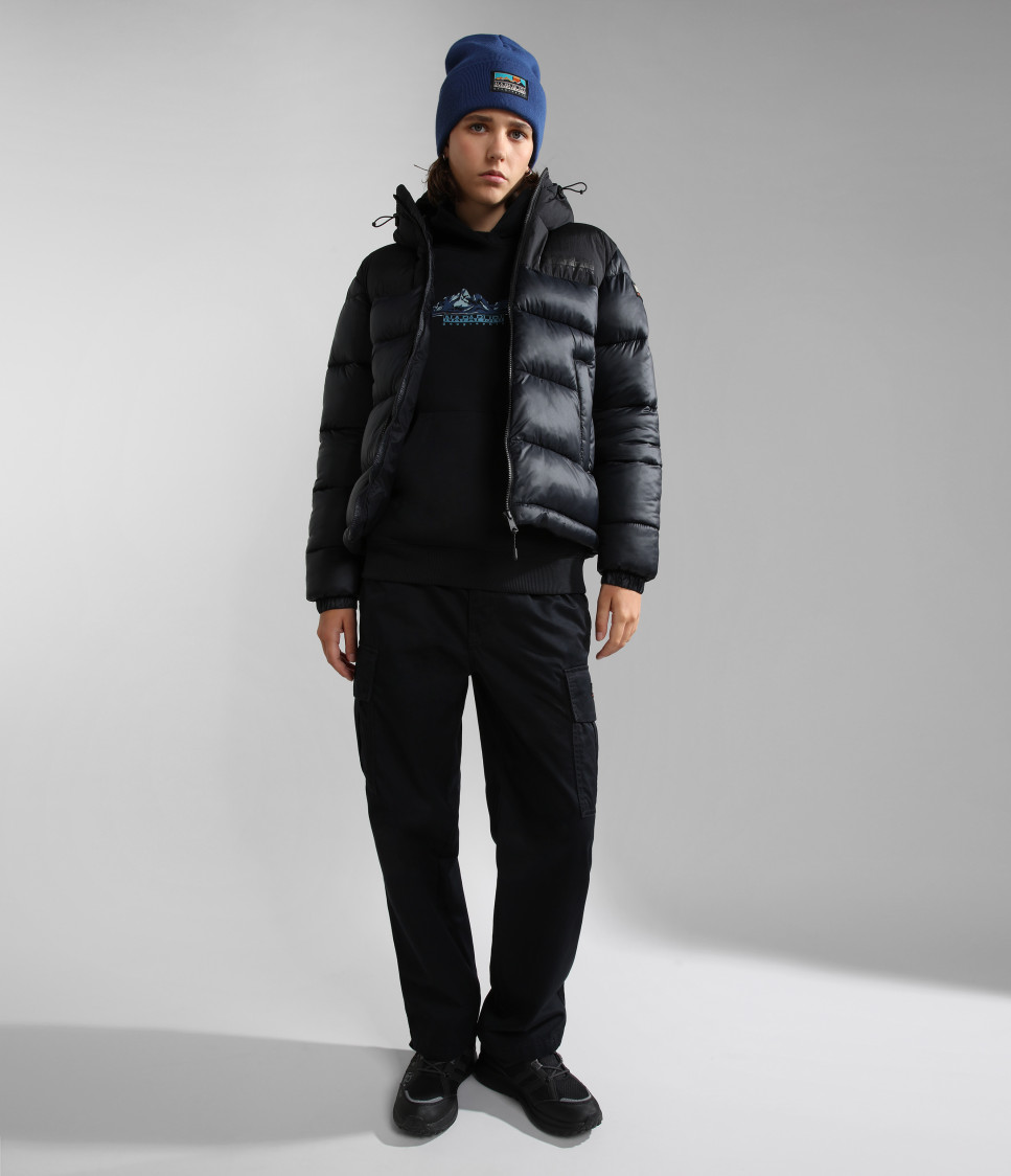 B-BACKCOUNTRY H BLACK 041