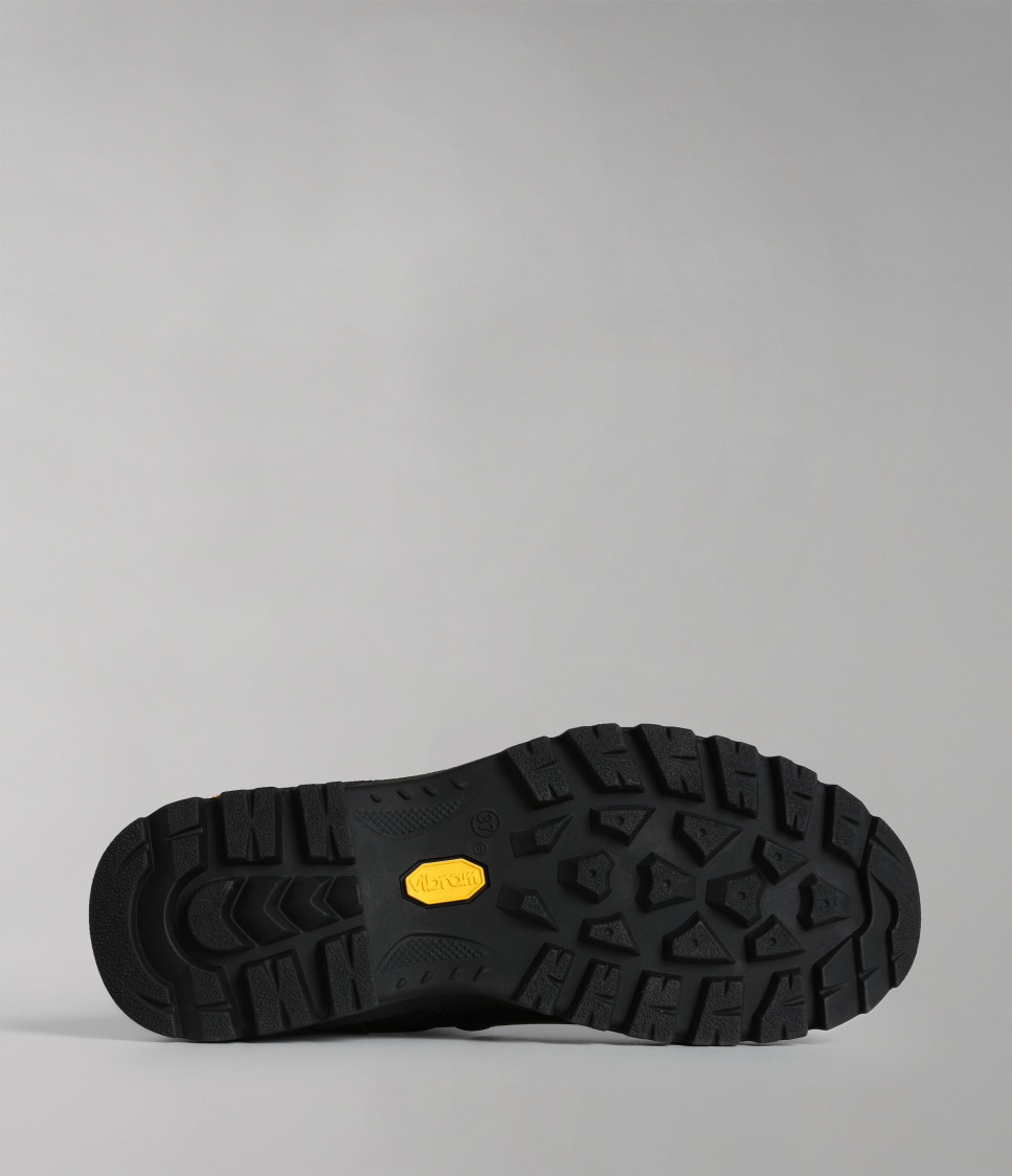 F2CREST01/LEA BLACK 041