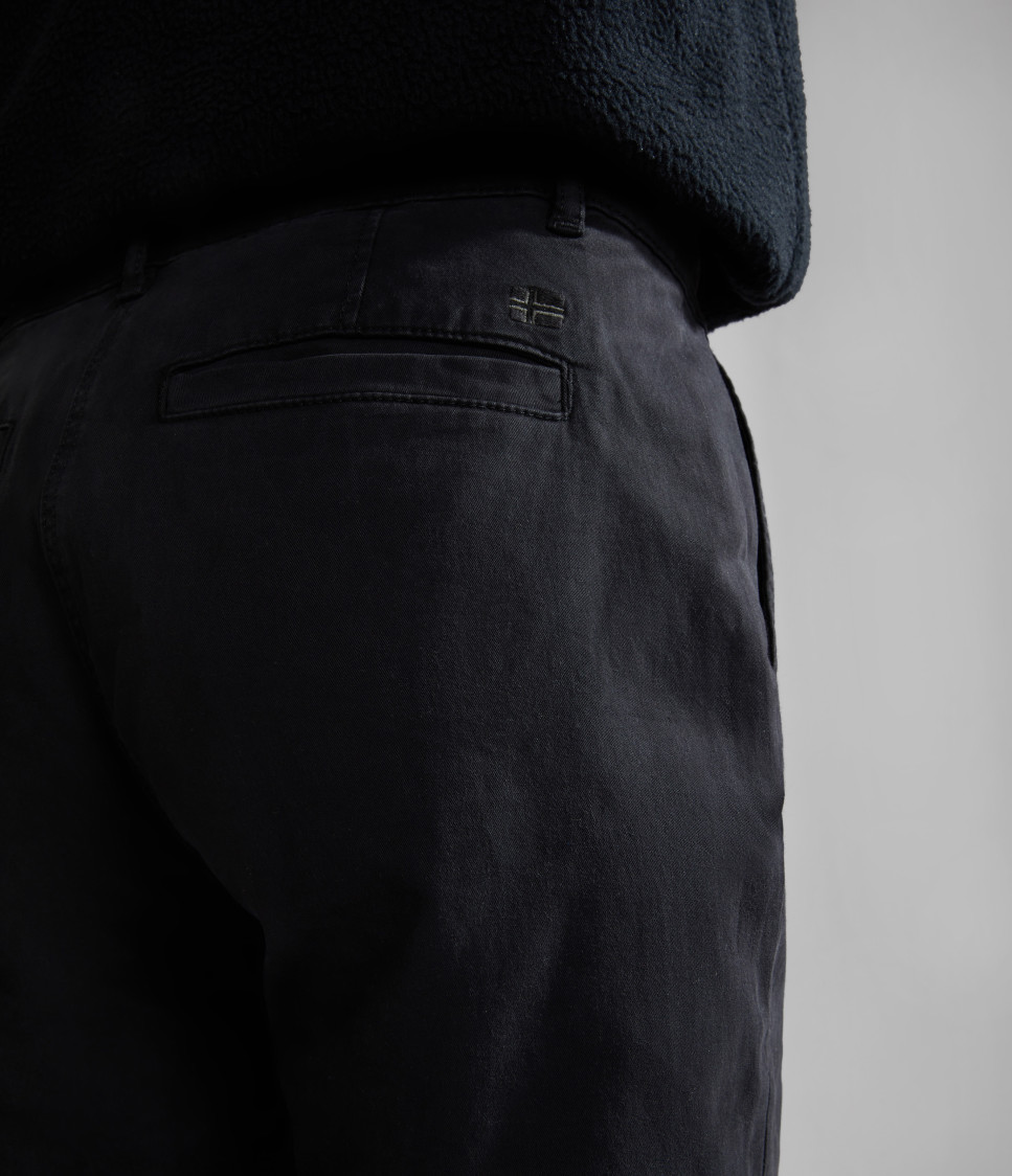 MERIDIAN W 3 BLACK 041