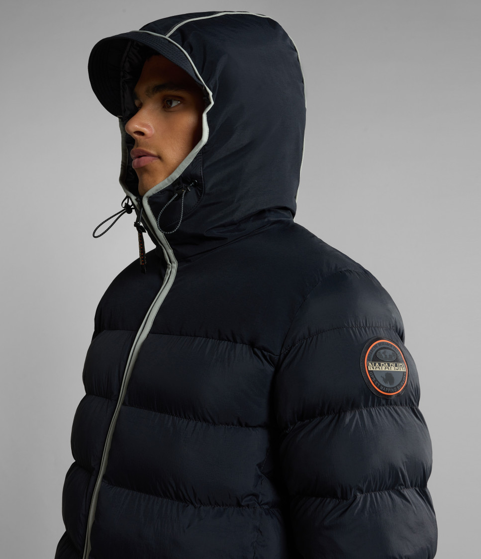 A-SHACKLETON BLACK 041