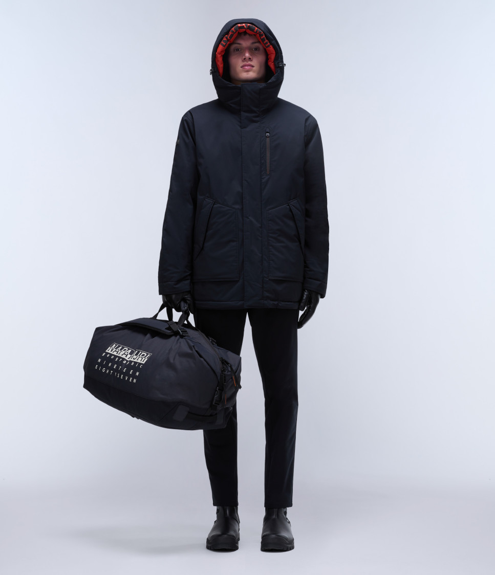 20-22 PARKA BLACK 041