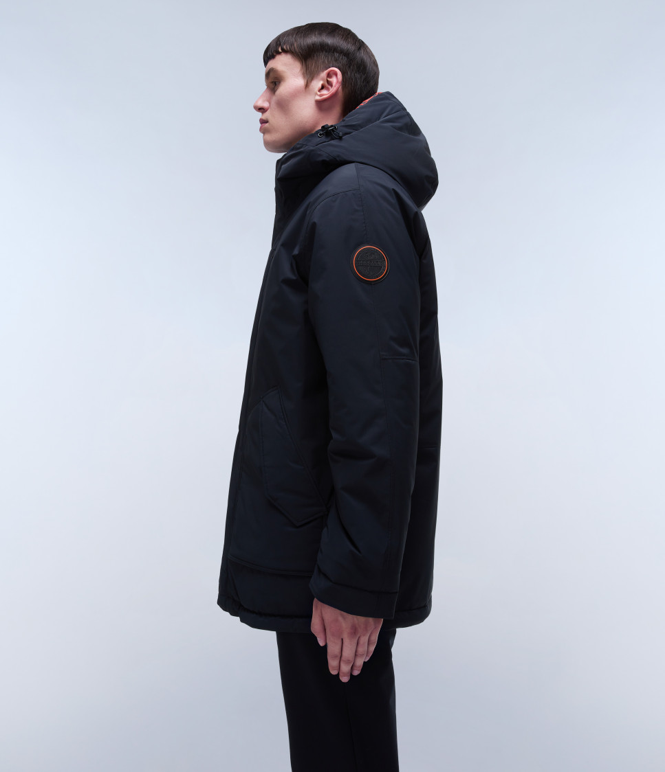 20-22 PARKA BLACK 041