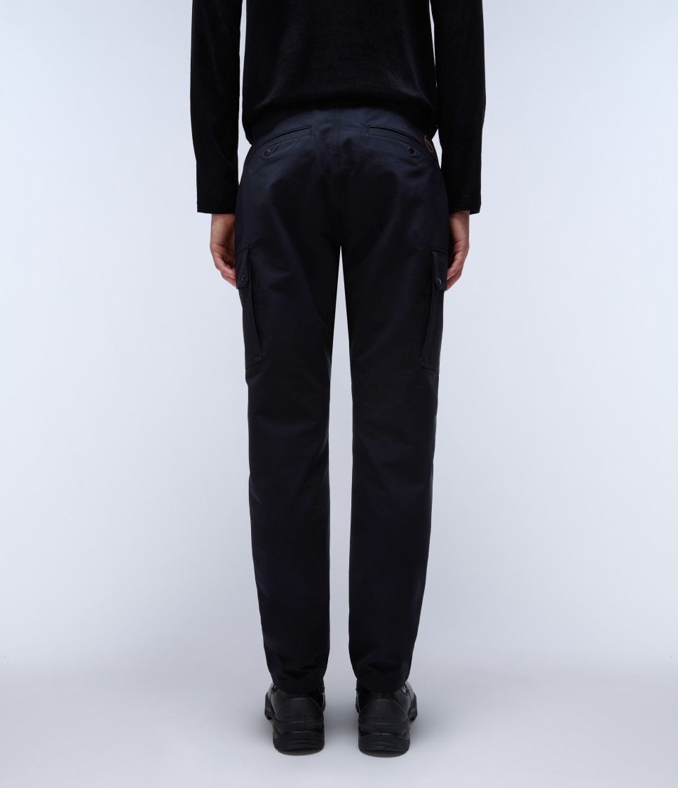 M-BROC CARGO BLACK 041