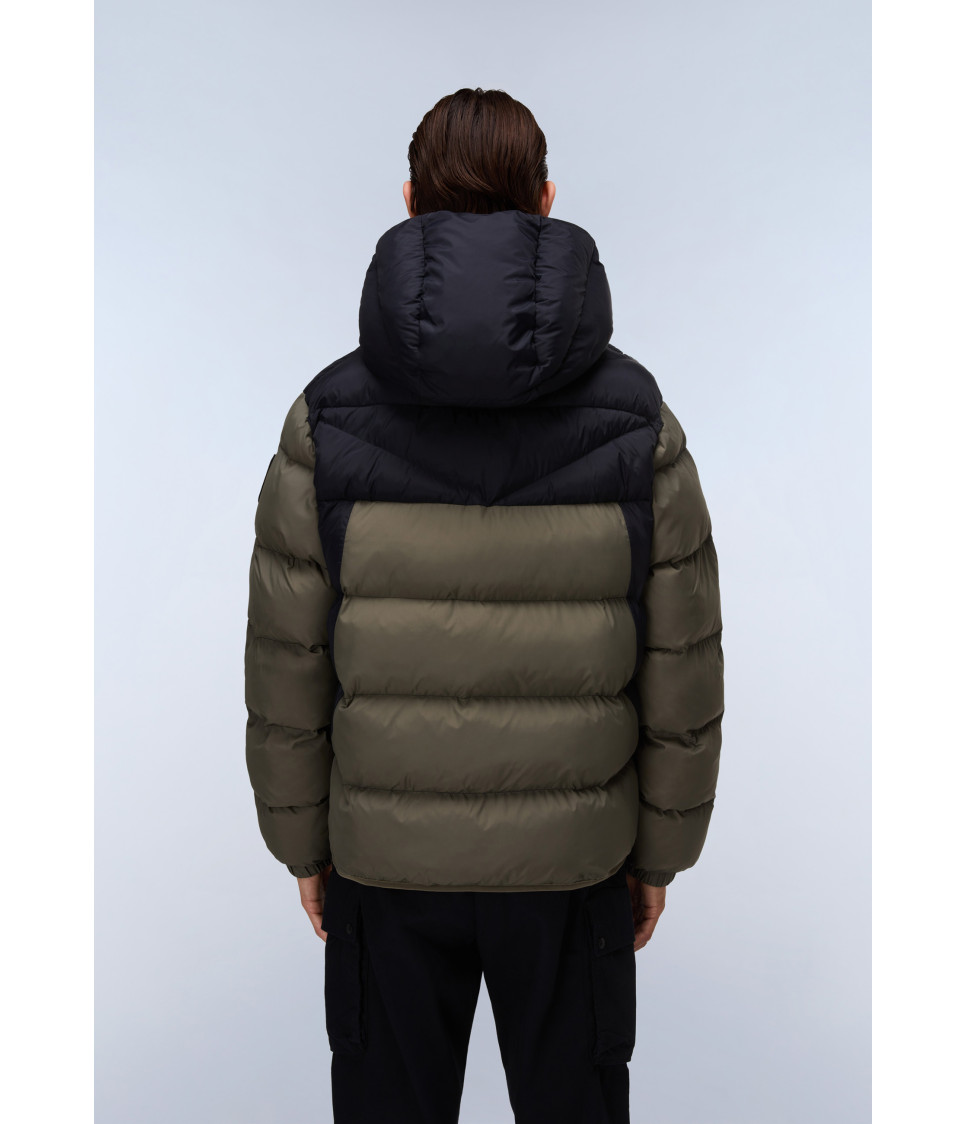 A-MOLVENO HOOD TEA LEAF G0A 