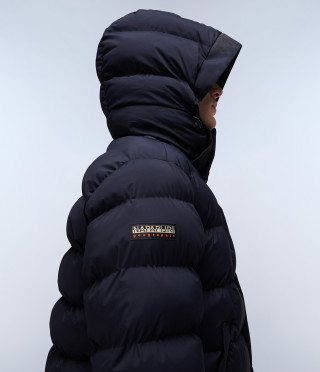 20-22 PUF L BLACK 041
