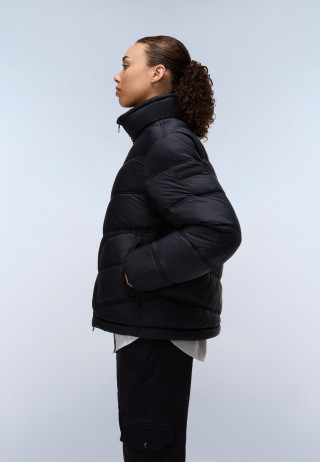 A-EGA SHORT W BLACK BEAUTY 