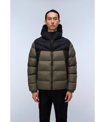 A-MOLVENO HOOD TEA LEAF G0A 