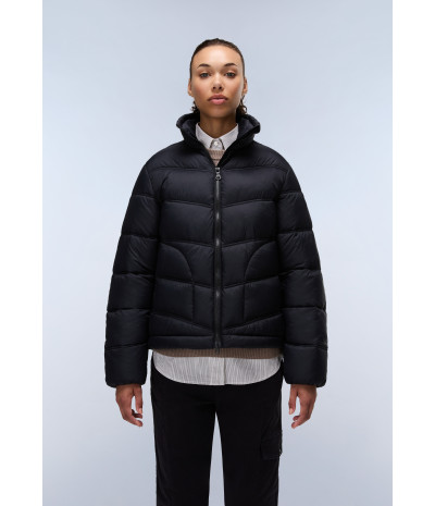 A-EGA SHORT W BLACK BEAUTY