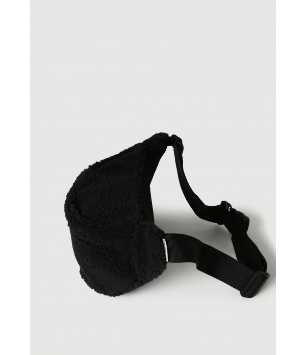 HCURLY WB BLACK 041