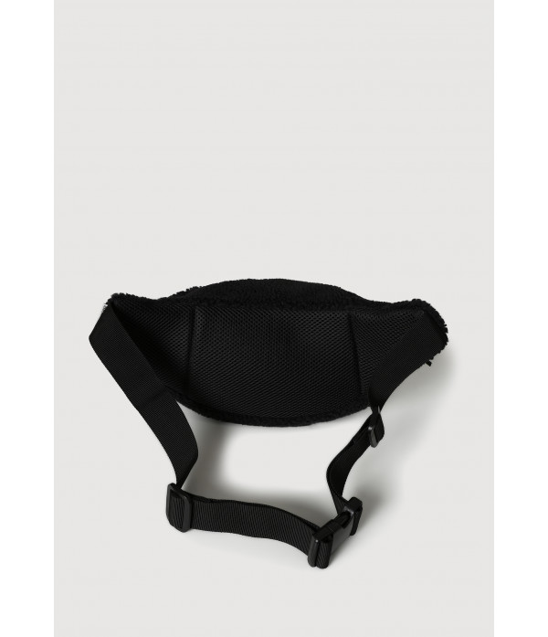 HCURLY WB BLACK 041