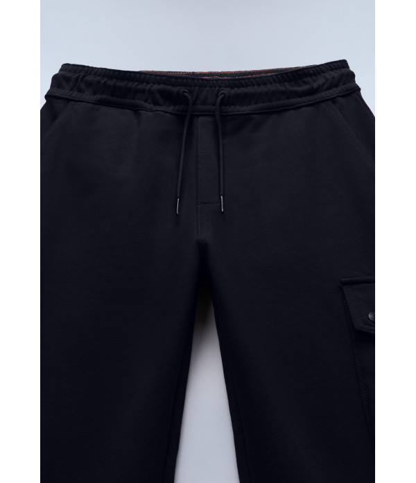 K M-BOX LOGO CARGO BLACK BEAUTY 