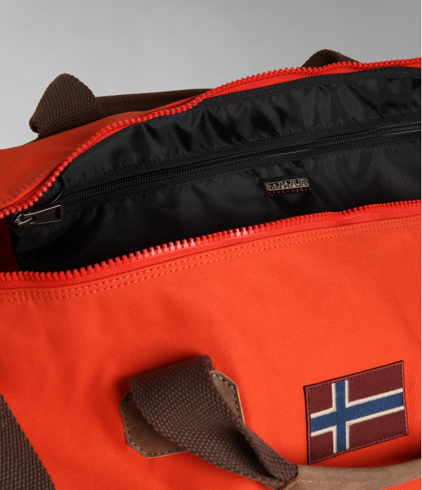 BERING 3 RED CHERRY R05