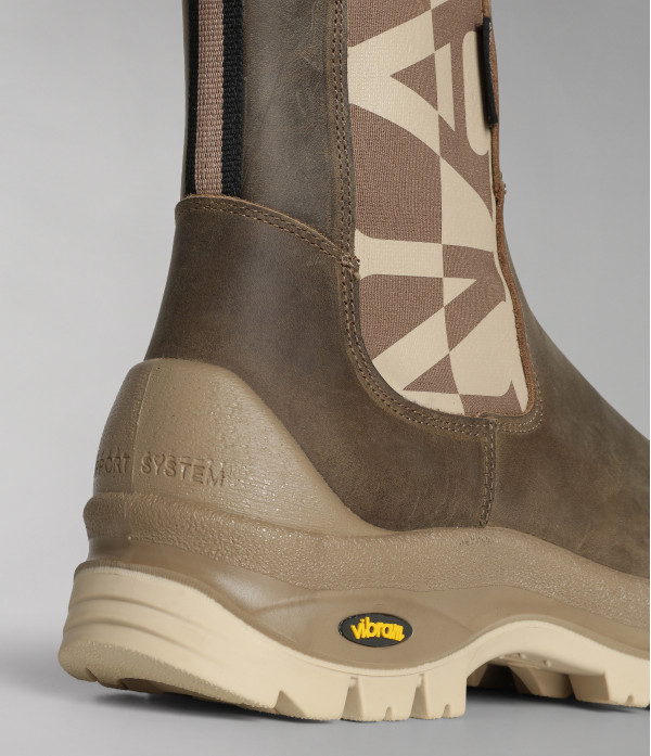 F2PEAK02/LEA TAUPE Z28