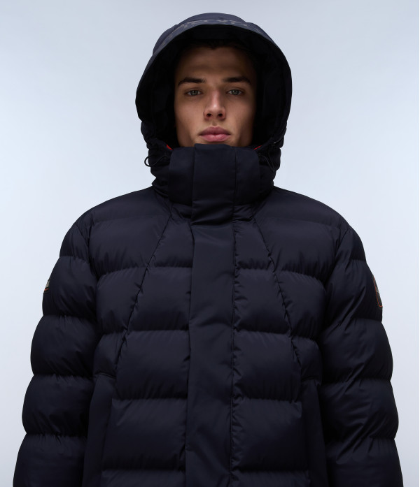 20-22 PUF L BLACK 041