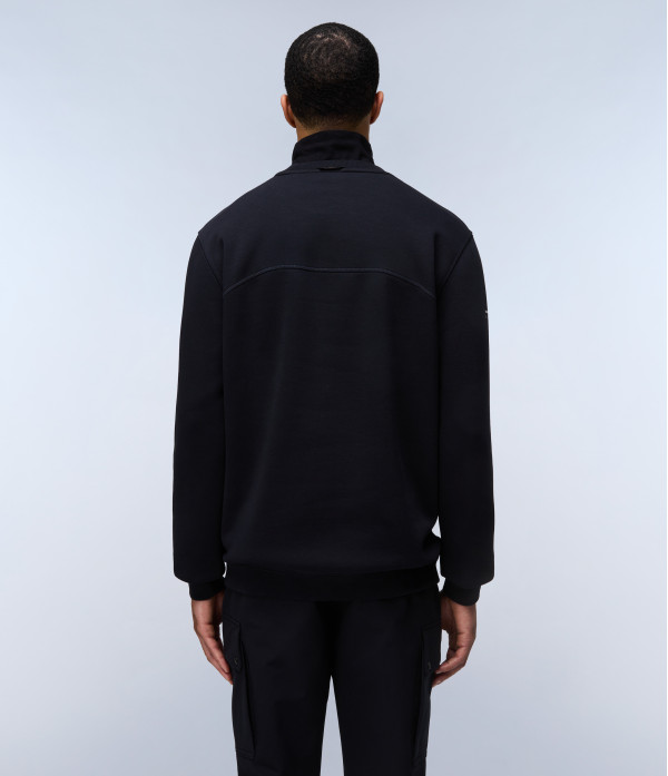 B-BADGE C BLACK 041 