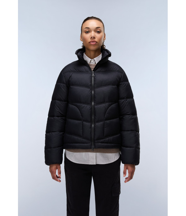 A-EGA SHORT W BLACK BEAUTY 